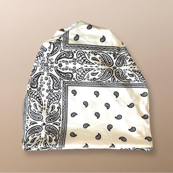 ✂️ SPRING SWEEP SALE Paisley Print Loose Fit Lined Elastic Slouchy Beanie Hat - Picture 2 of 4